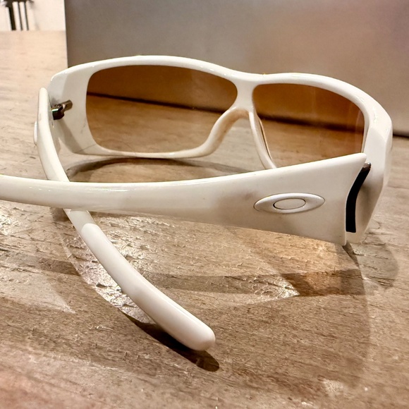 Oakley Polarized Riddle White Acetate Sunglasses - Picture 3 of 5